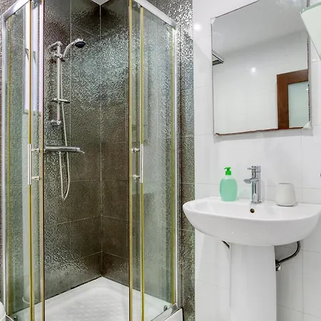 Lovely 2br With Private Backyard In By 360 Estates Appartement *