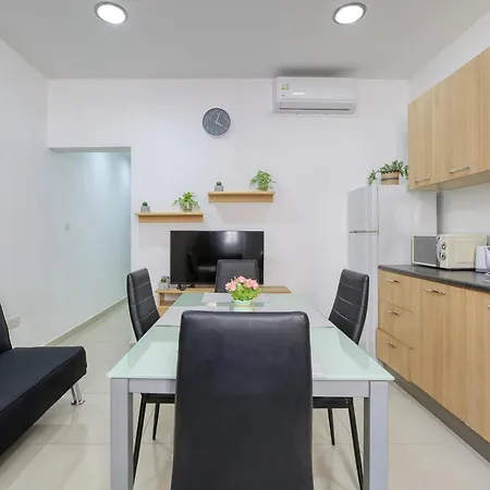 Lovely 2br With Private Backyard In By 360 Estates Gzira